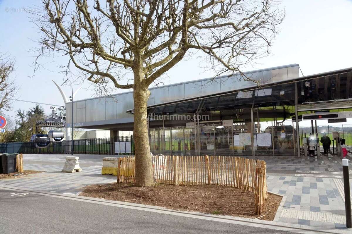 Commerce à VILLENEUVE-SAINT-GEORGES