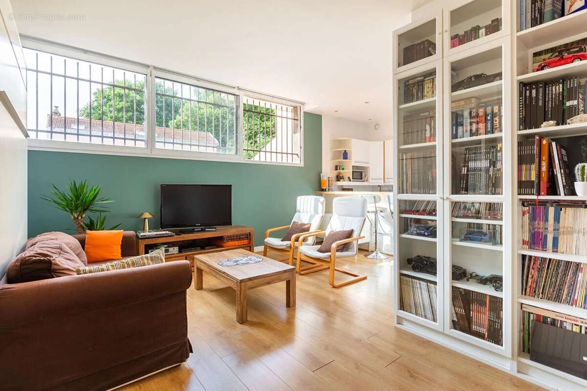 Appartement 52 m² à Courbevoie  - photo 2