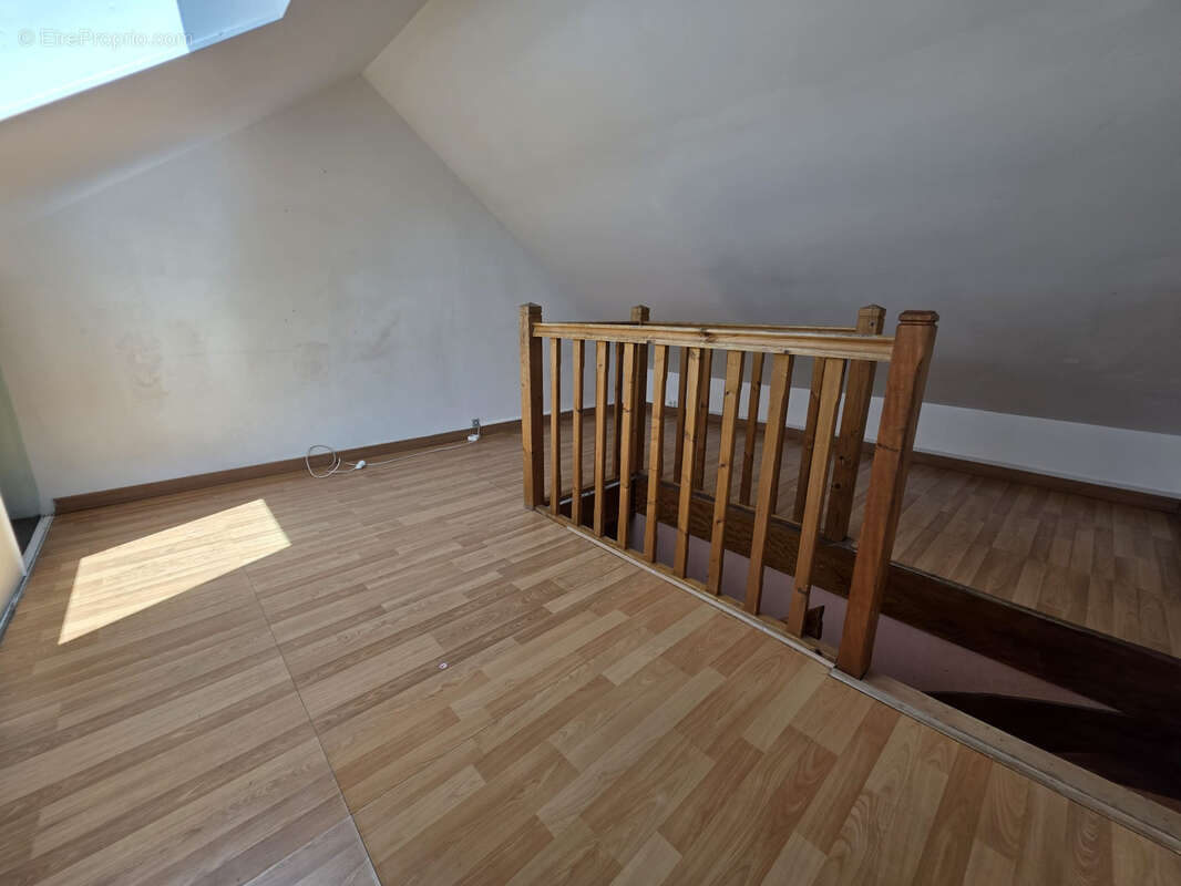 Appartement duplex 68m2 F4 - photo 5