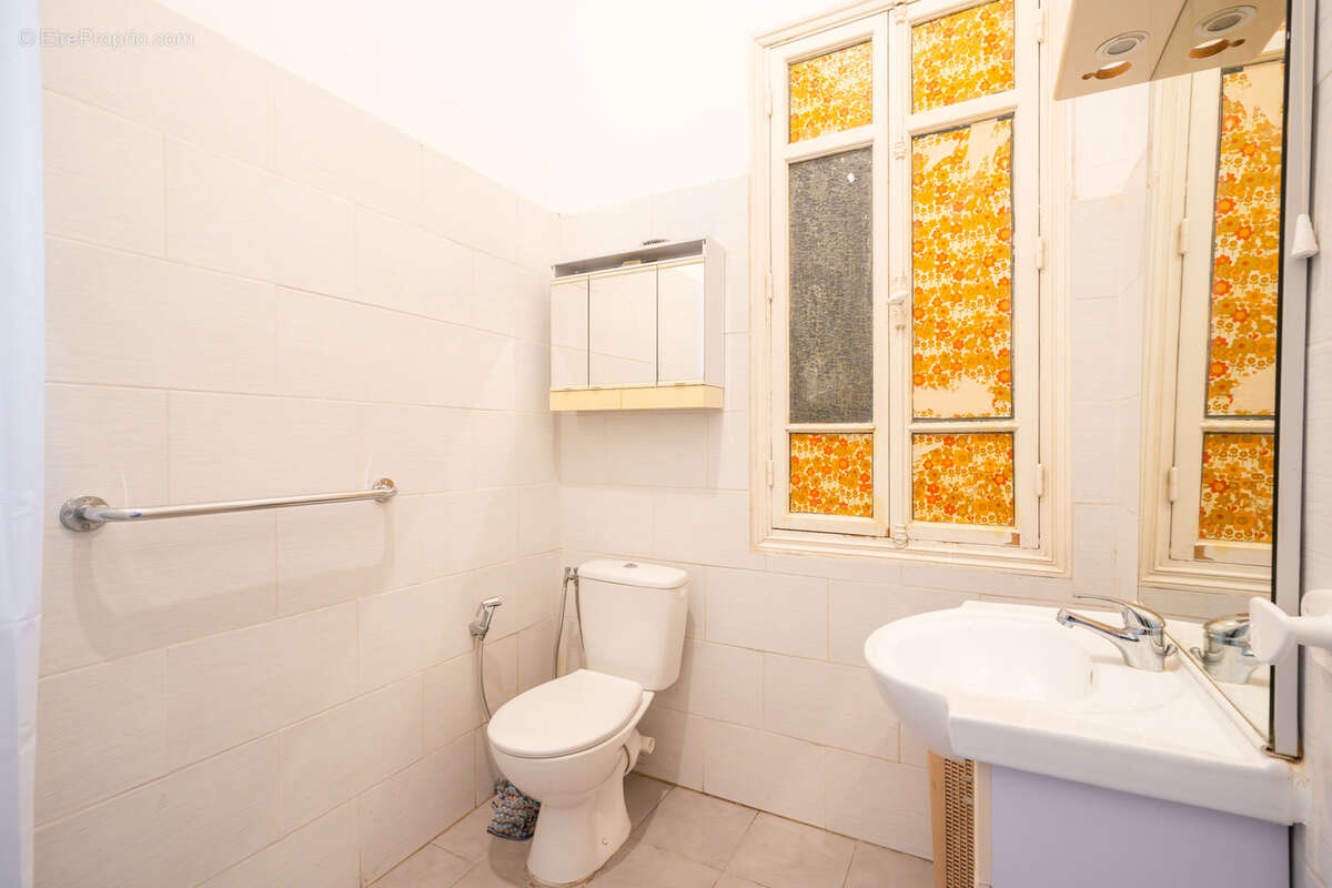 Appartement à MARSEILLE-6E