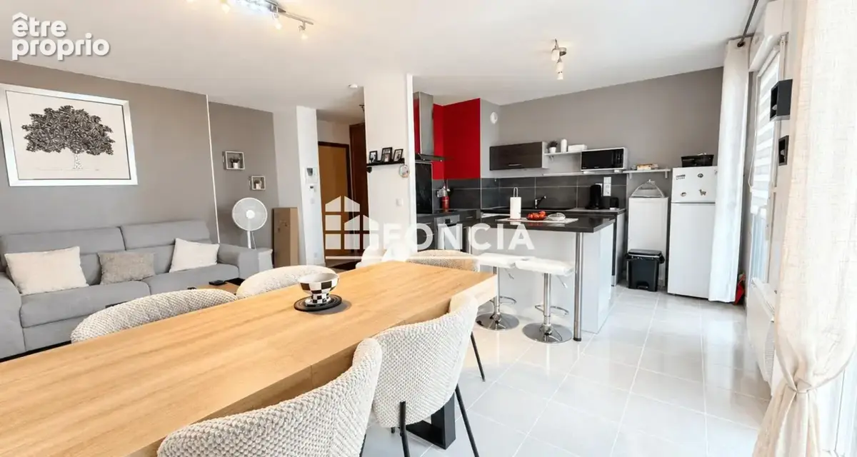 Appartement T2 vendu loué avec terrasse, cave et garage - photo 2