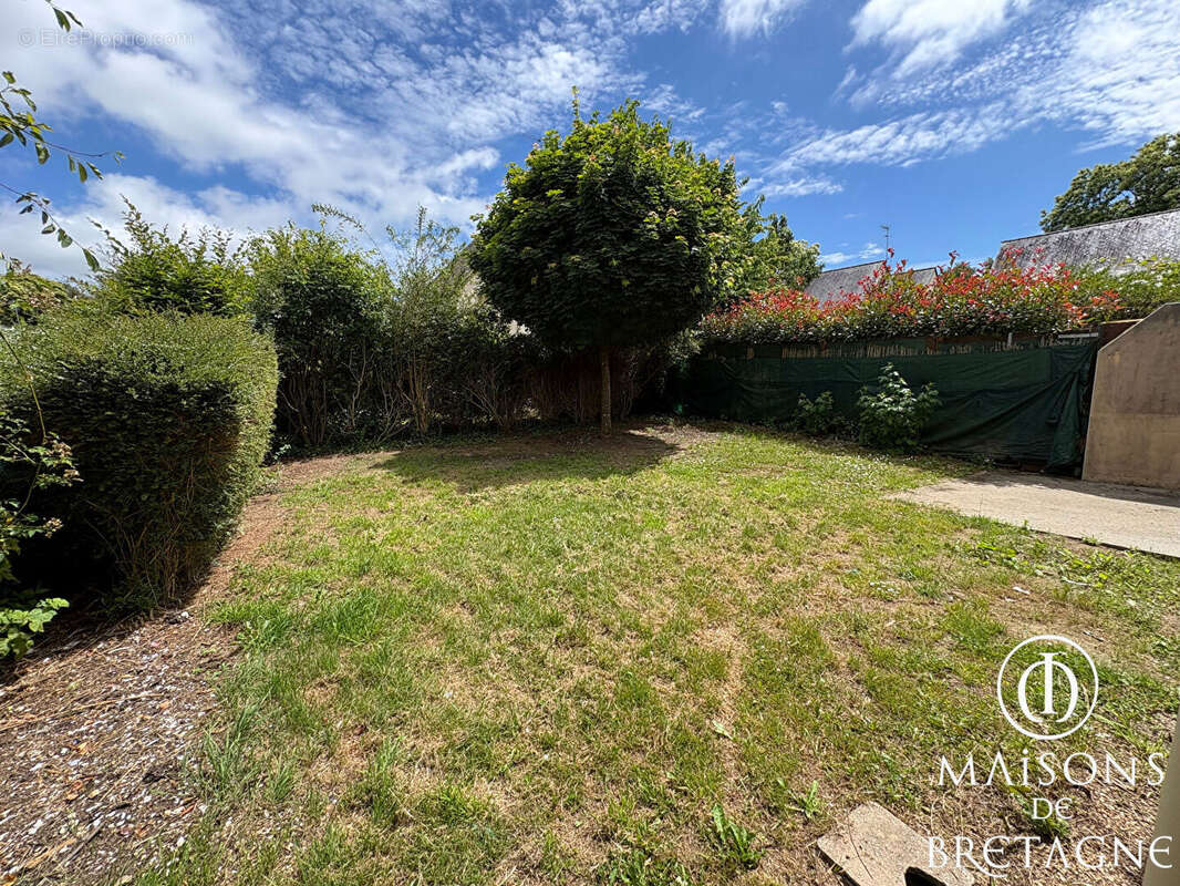 Maison T4 de 85 m² avec jardin et garage ROSPORDEN - photo 10
