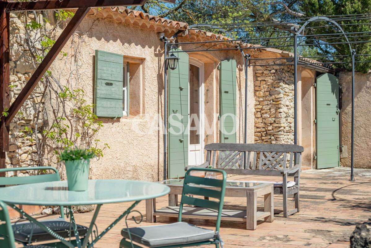 Maison à ROGNES