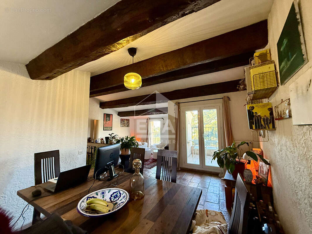 Appartement à MOUGINS