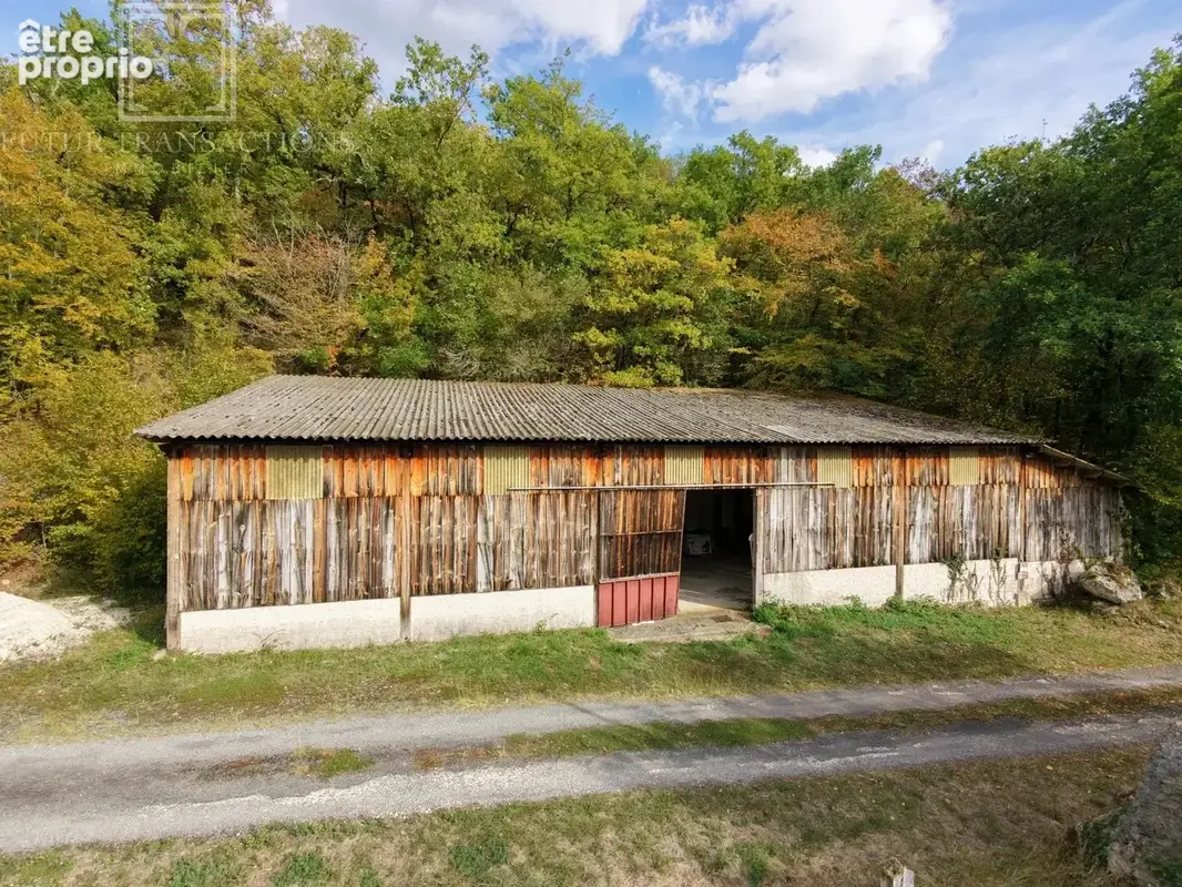 Propriété isolée sur 88 ha et étang - photo 18