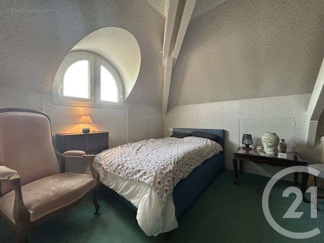 Maison à SAMOIS-SUR-SEINE