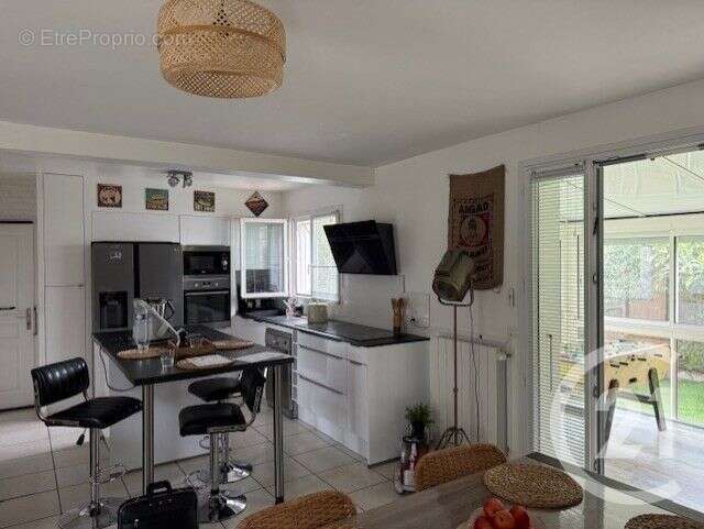 Maison à VILLENEUVE-LES-MAGUELONE