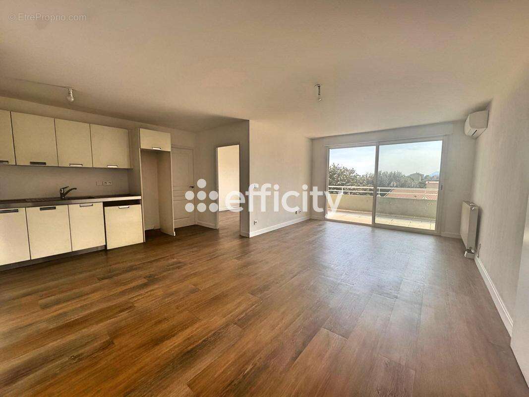 Appartement à FURIANI