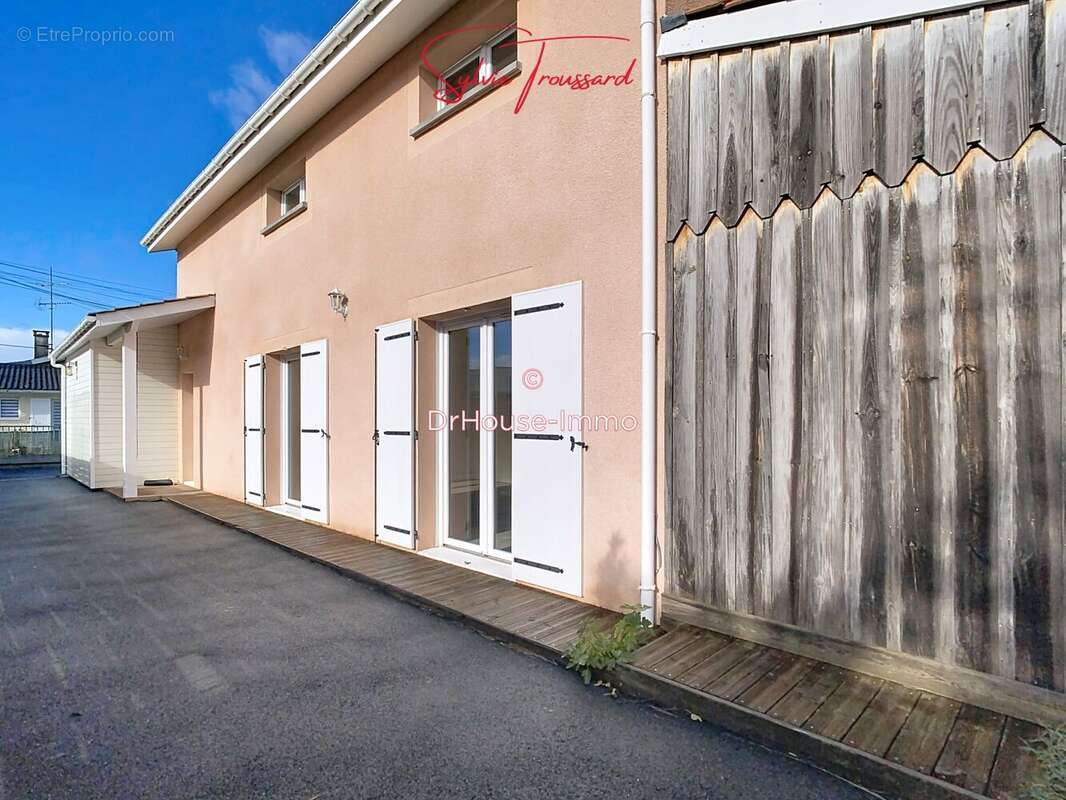 Maison 155 m² à Gujan-Mestras  - photo 8