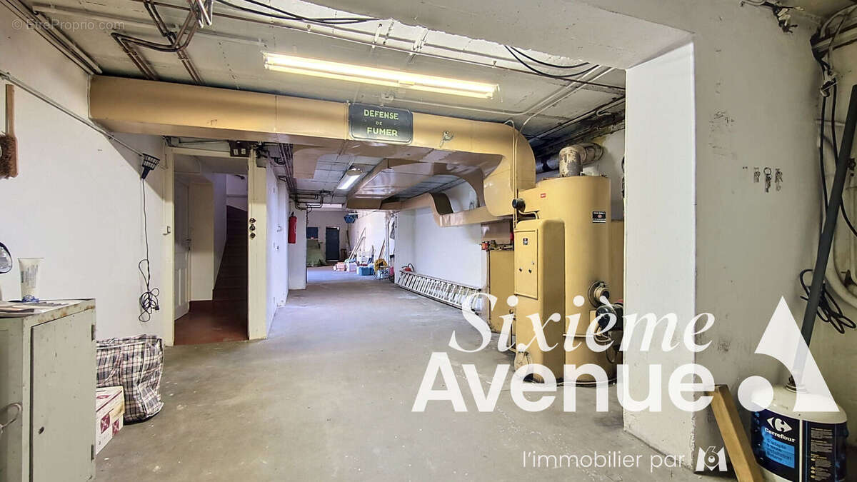 Maison avec appartements et ateliers Venissieux 13 pièce(s) 435m² m2 - photo 14