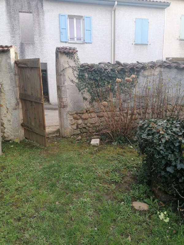 Terrain à LE GRAND-SERRE