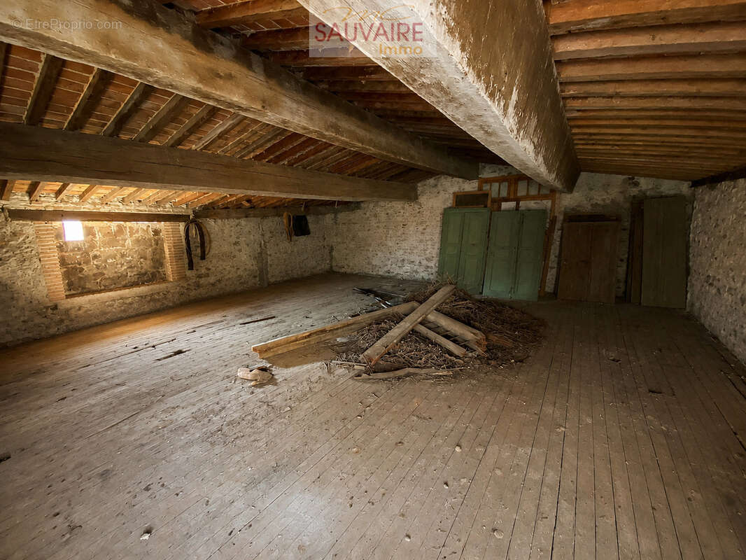Torreilles   Bâtiment à réhabiliter avec permis pour une maison familiale de charme - photo 5