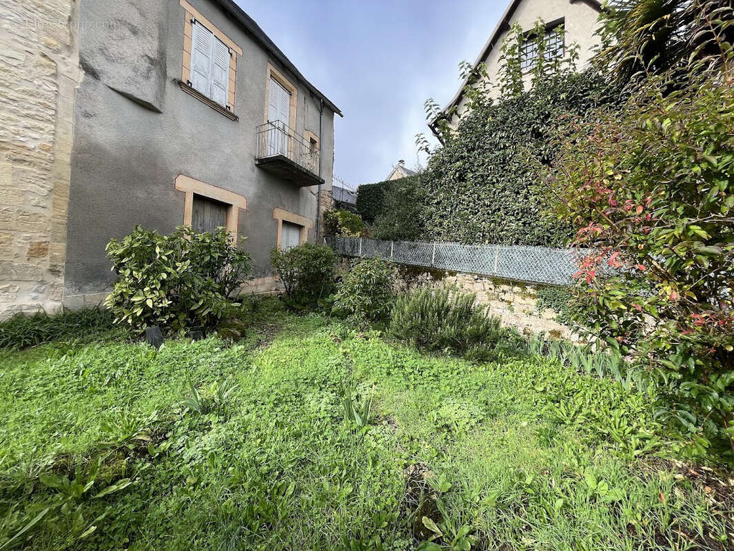 Maison à PERPEZAC-LE-BLANC