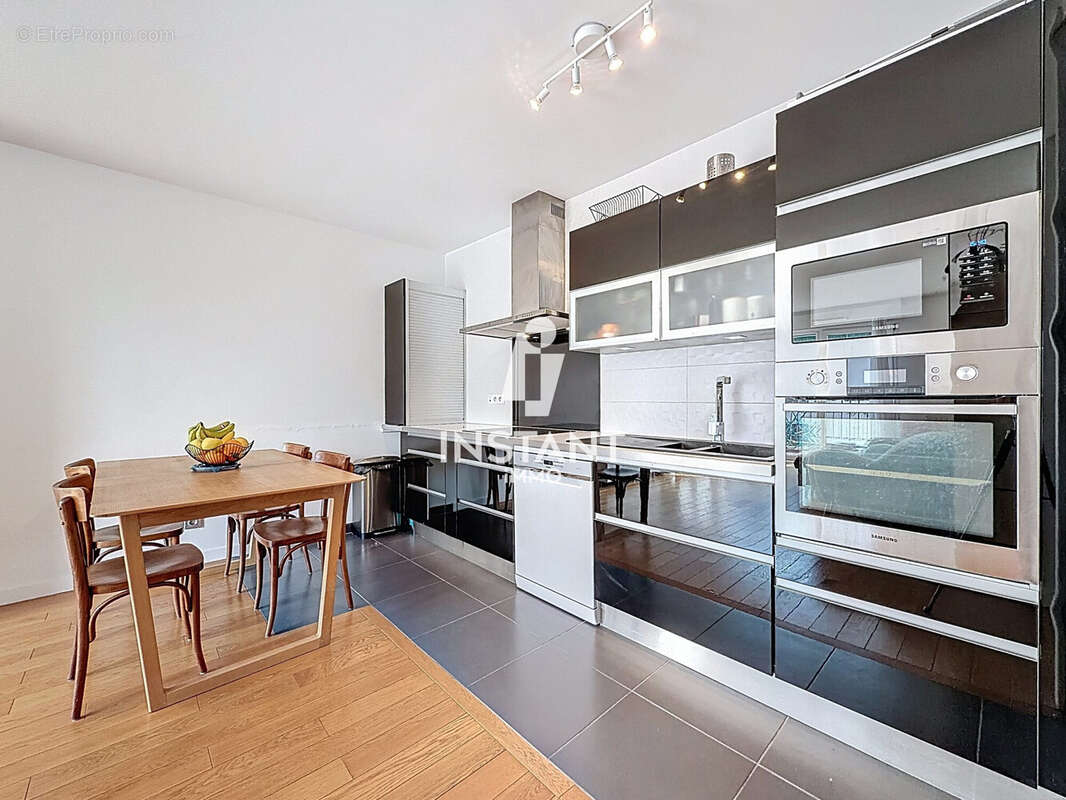 Appartement à MAISONS-ALFORT