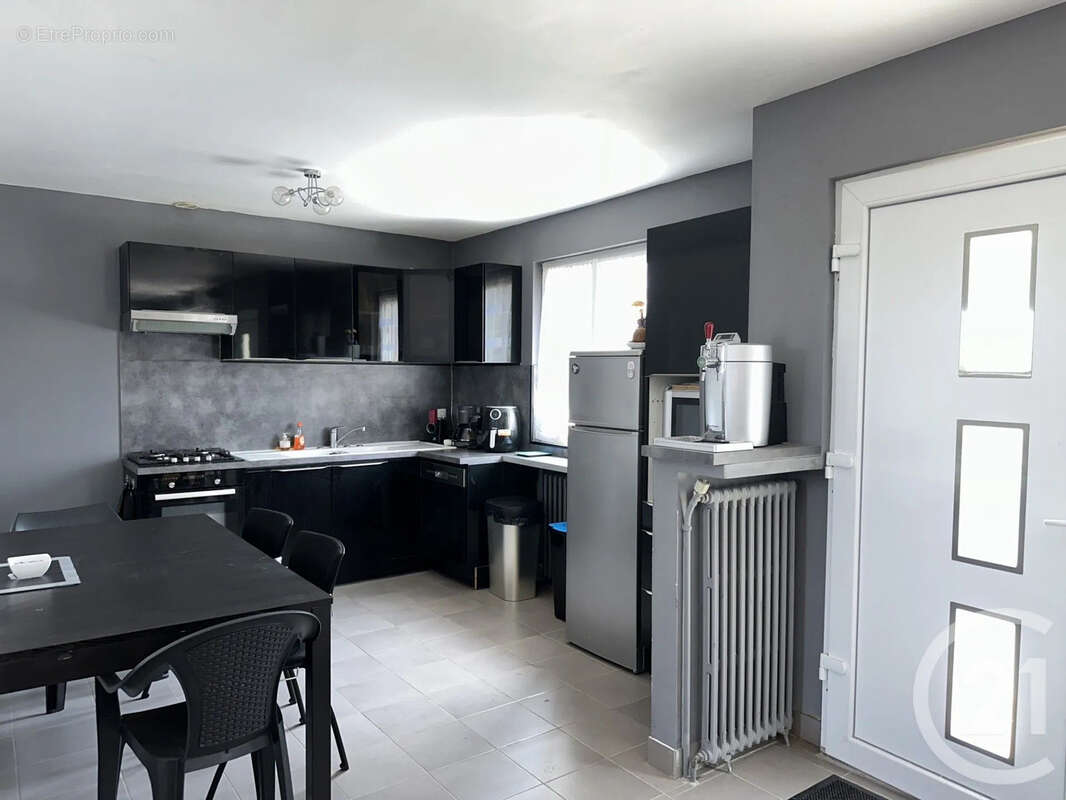 Maison à COSNE-COURS-SUR-LOIRE