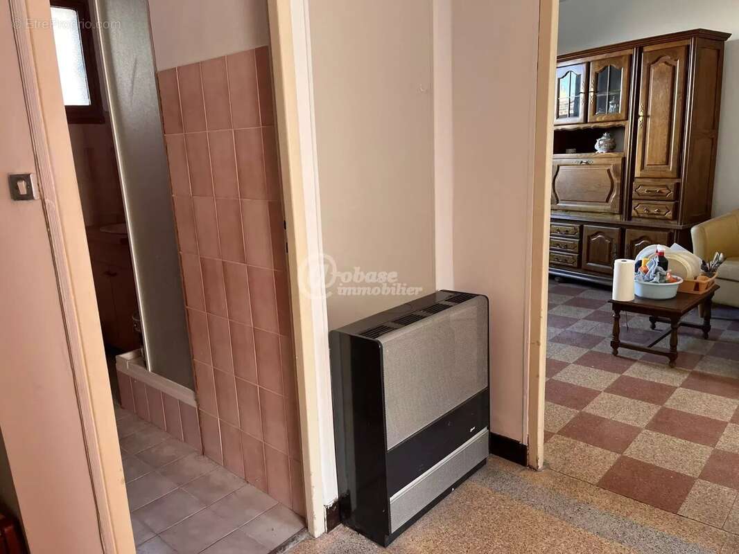 Appartement à MARSEILLE-4E