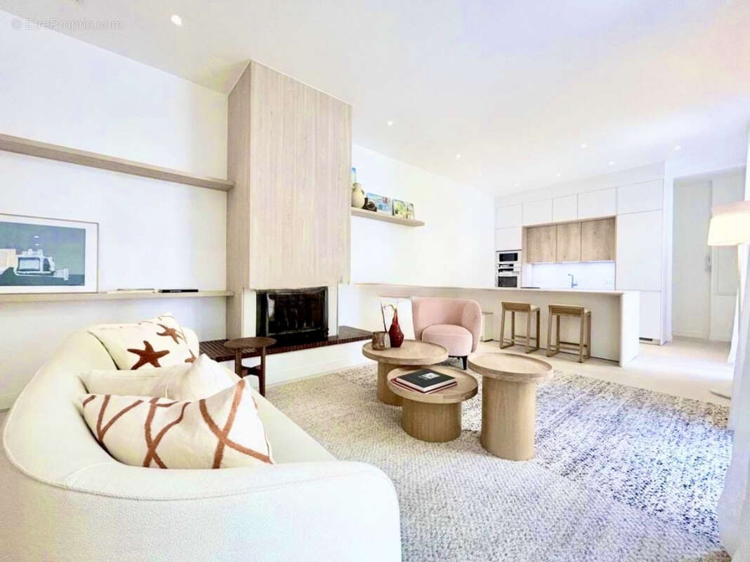 Cannes centre rare villa t4 de 131m2 terrasse de 105m2 - photo 3