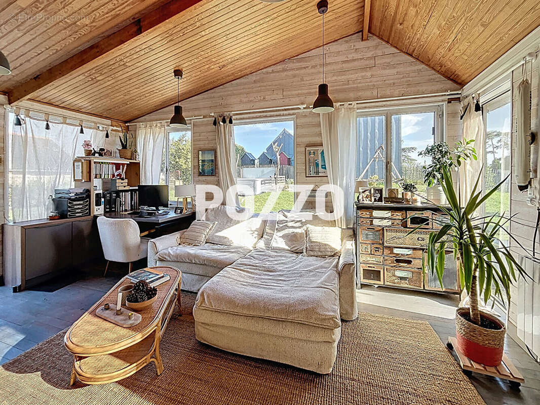 Maison à SAINT-JEAN-LE-THOMAS