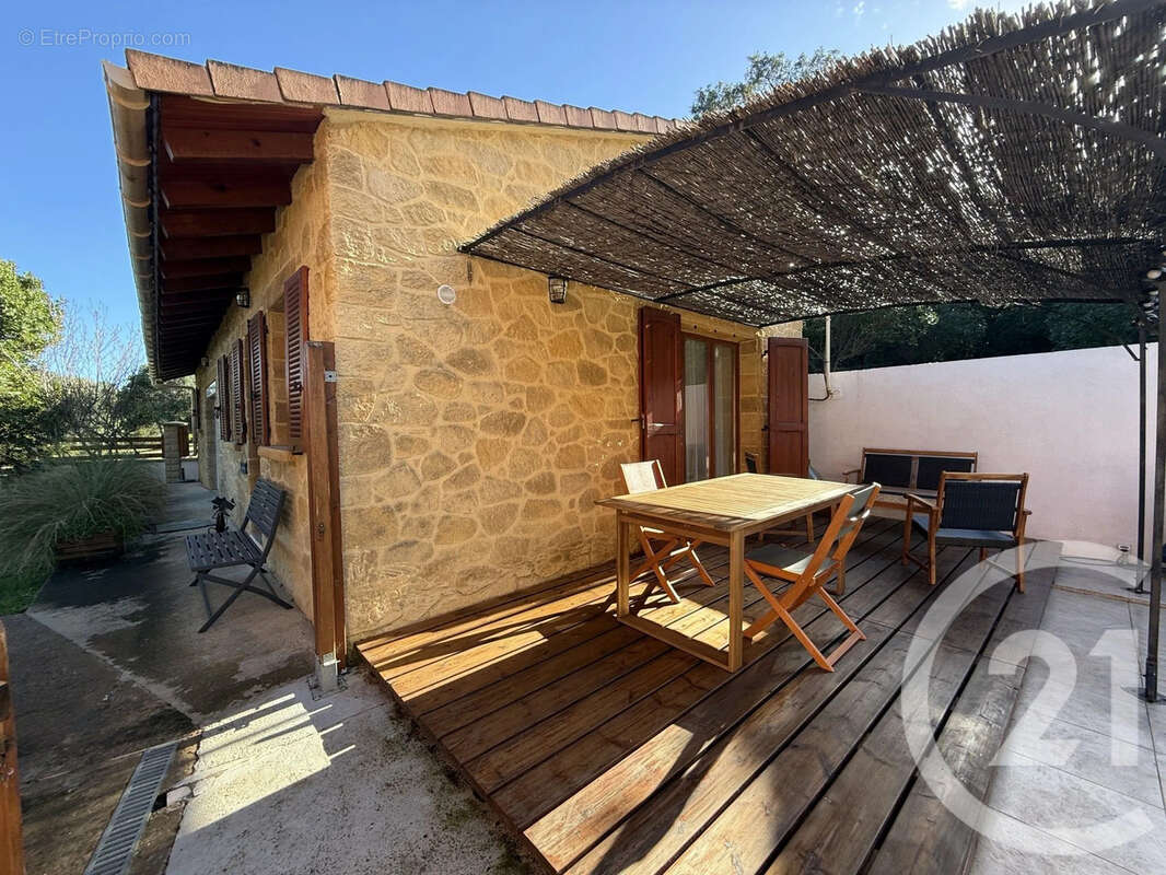 Maison à SANTA-MARIA-POGGIO