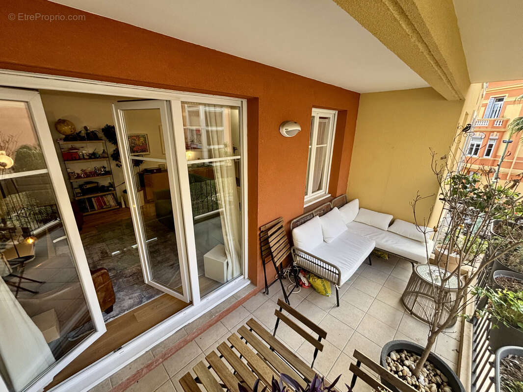 Appartement à MENTON