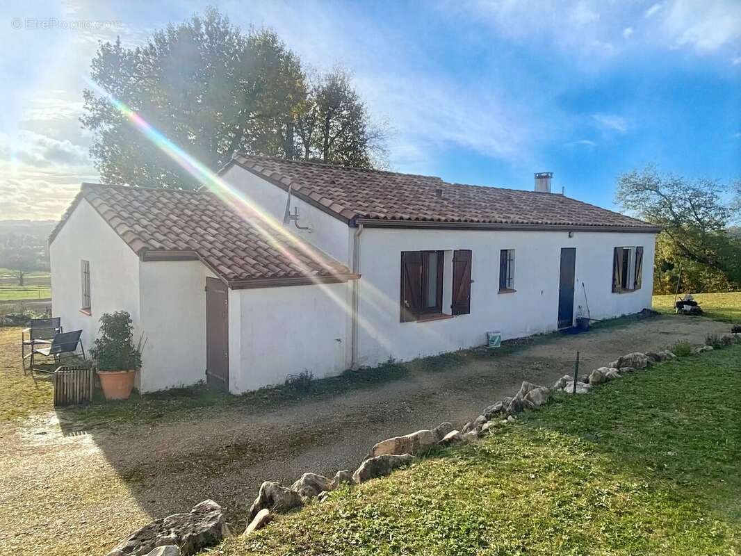 Maison à CASTILLONNES