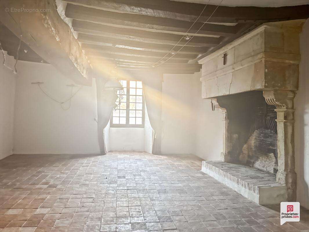 Maison à PRECIGNE