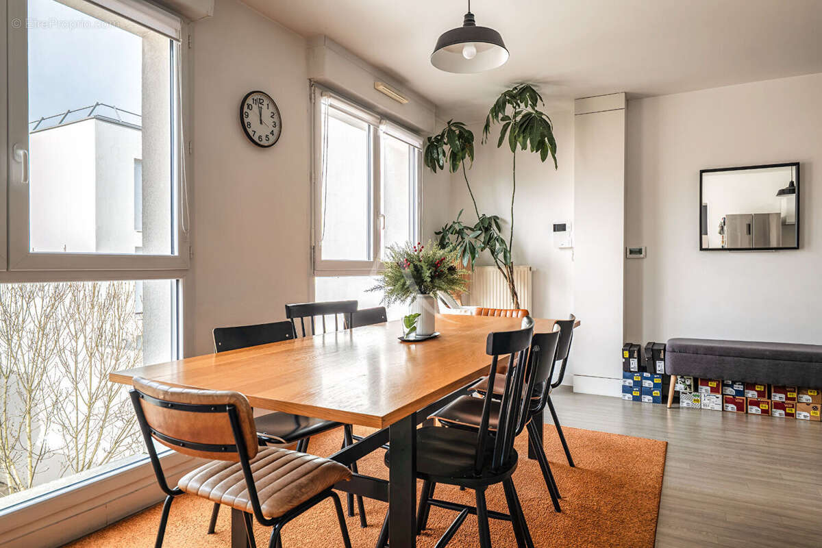 Appartement à EPINAY-SUR-ORGE