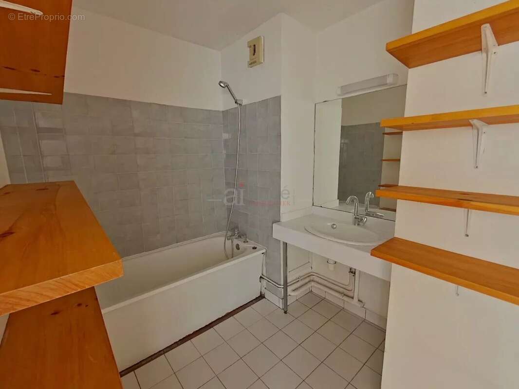 Appartement à LYON-1E