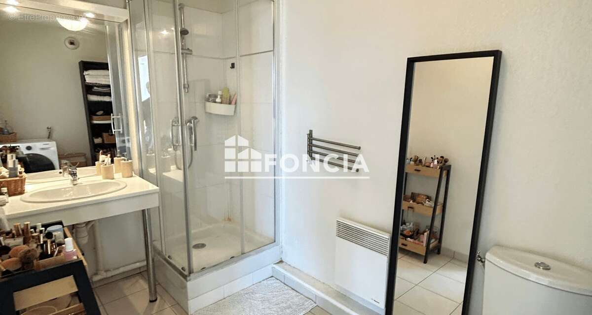 Appartement à MARSEILLE-2E