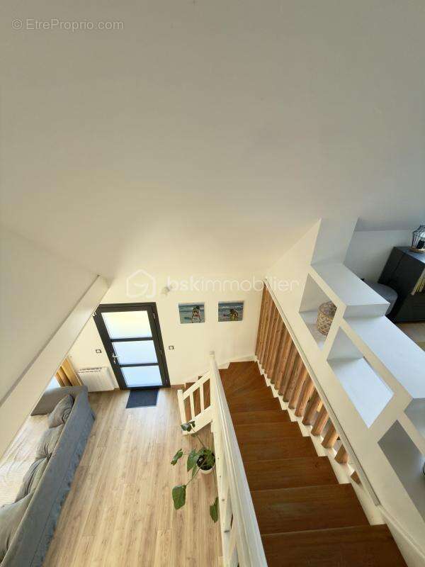 Maison à LA CHAPELLE-DES-MARAIS