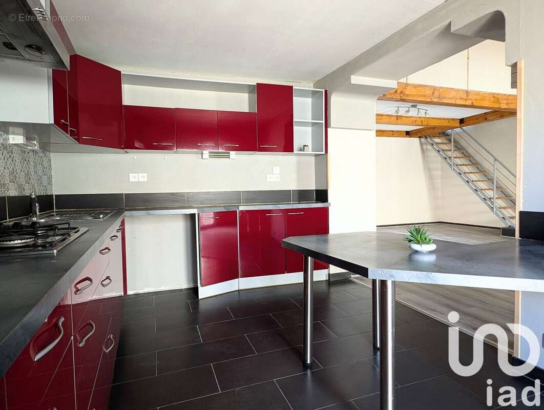 Photo 8 - Maison à LATOUR-DE-FRANCE