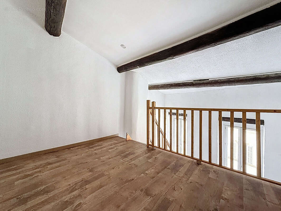 Appartement à MARSEILLE-7E