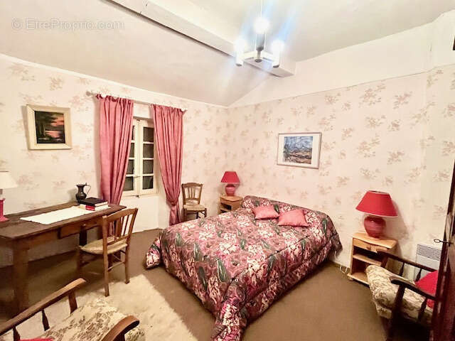 Maison à ROUSSILLON