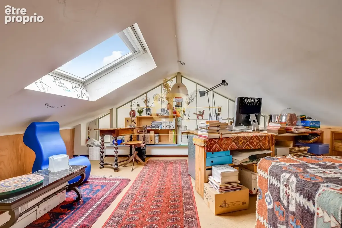 Maison/loft sur trois niveaux (170m2), calme, lumineuse, dans un cadre verdoyant - photo 11