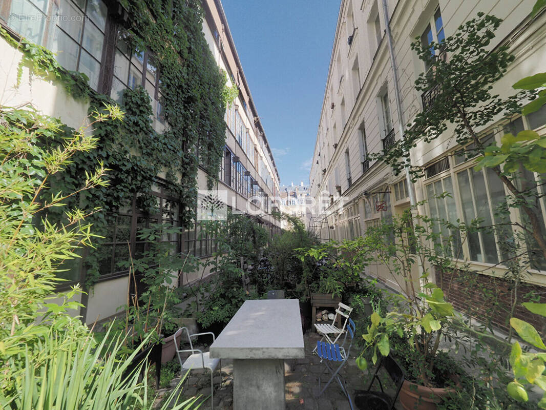 Appartement à PARIS-11E