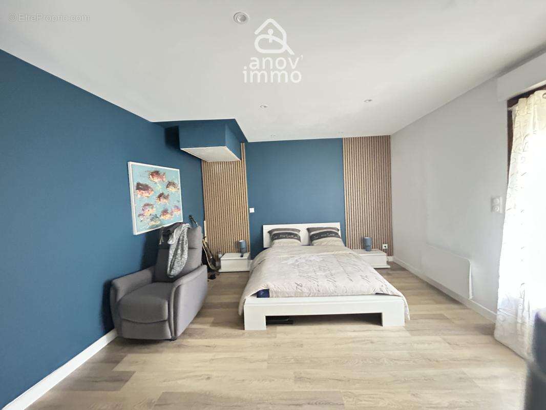 MARSAC 13kms d'Angoulême, Ferme charentaise (190m2 hab.) et - photo 6