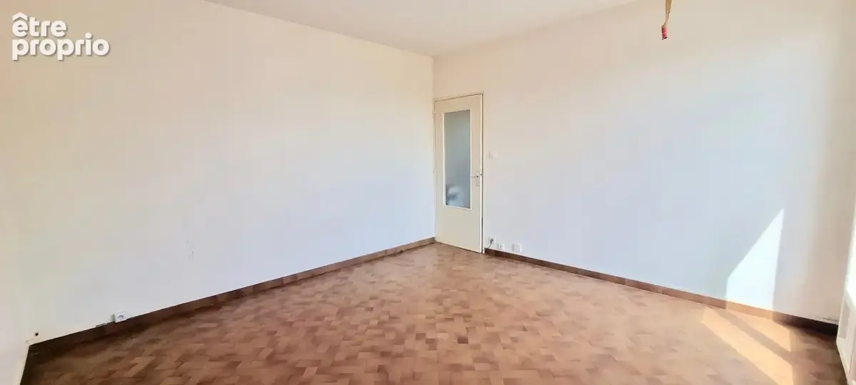 LUSSAT / Ensemble immobilier à fort potentiel, coup de coeur assuré ! - photo 12
