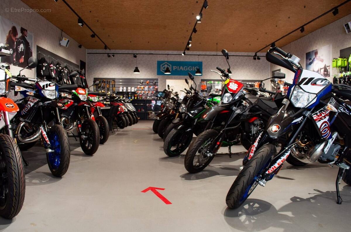 Commerce à L&#039;ARBRESLE