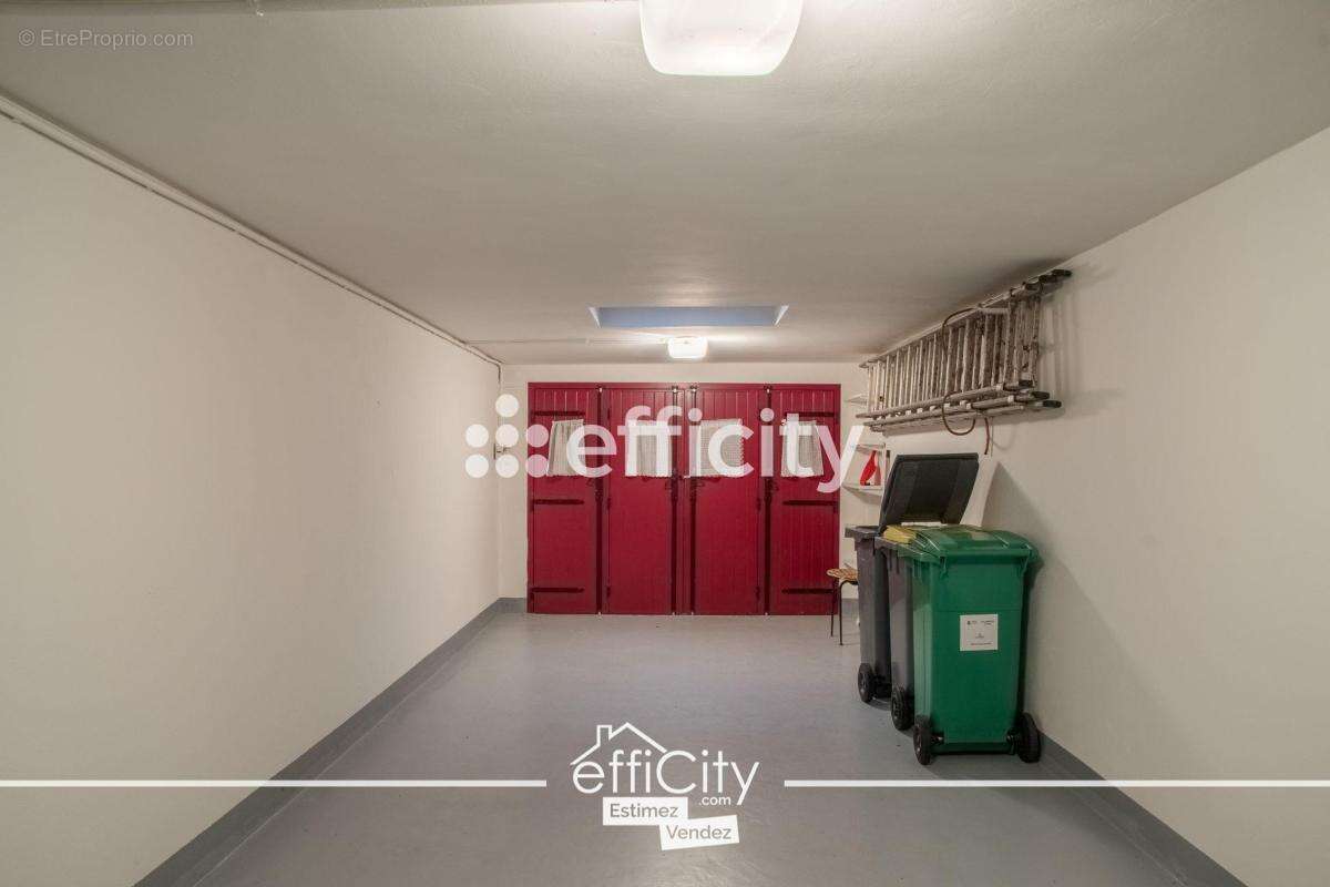 Maison à VILLENEUVE-LE-ROI