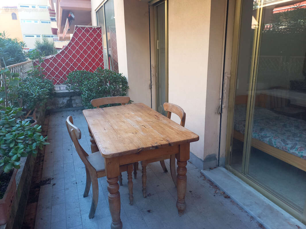 Appartement à MENTON