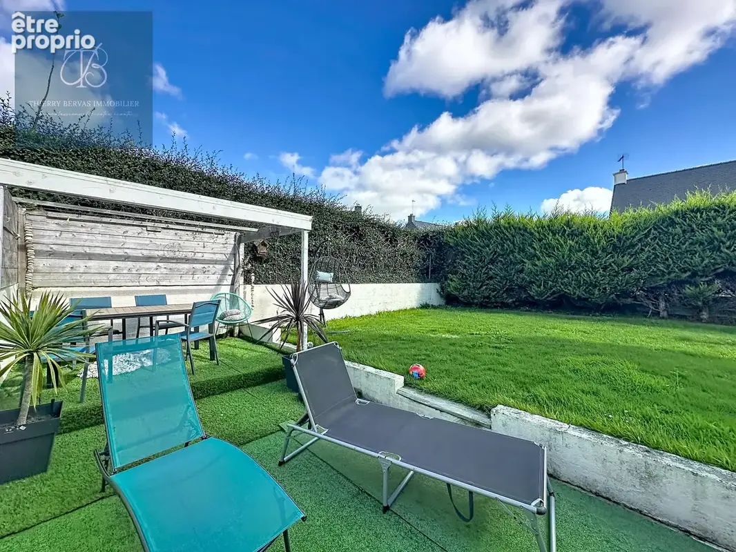 Maison familiale avec jardin et garage - photo 13