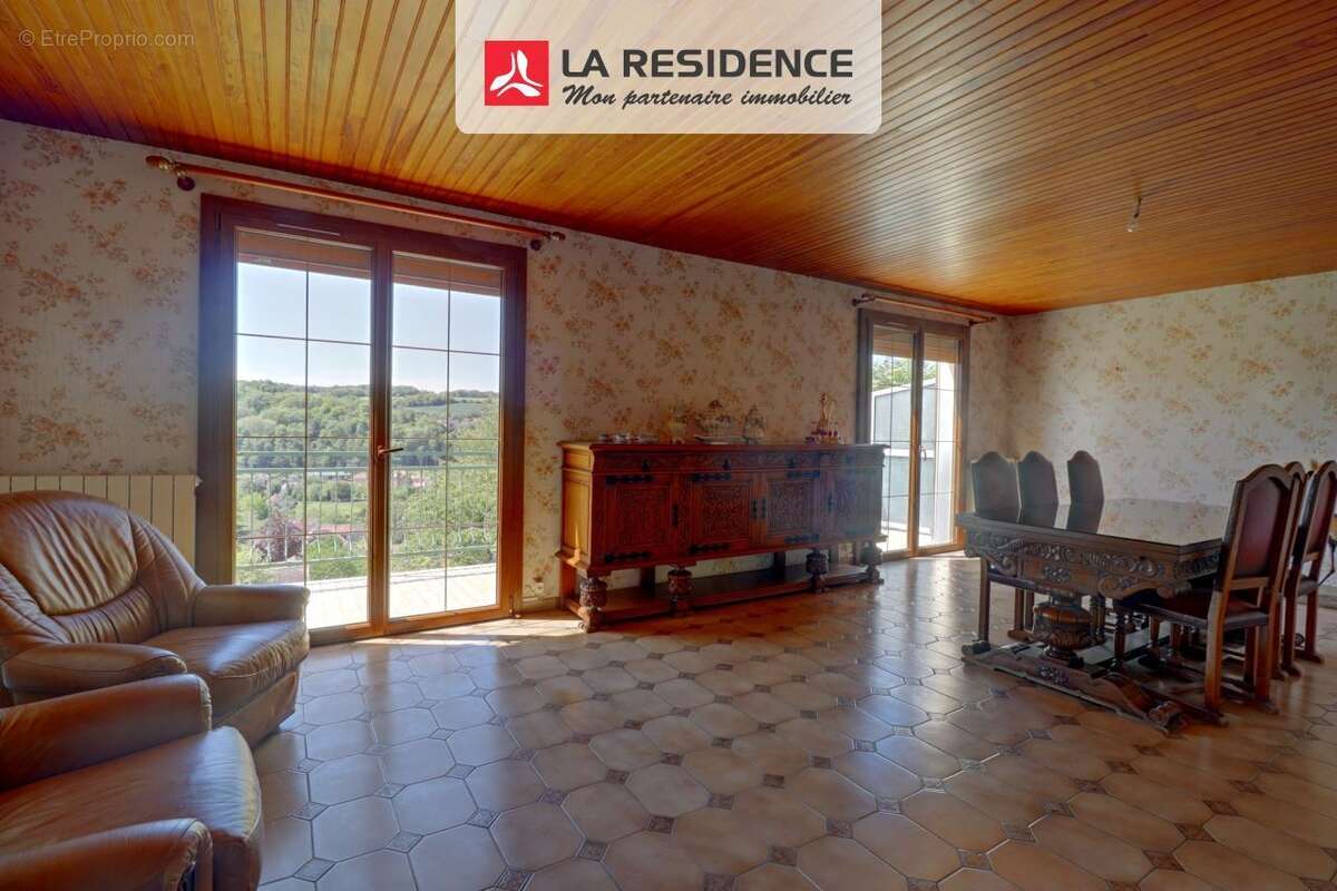 Maison 183 m² à Nezel  - photo 3