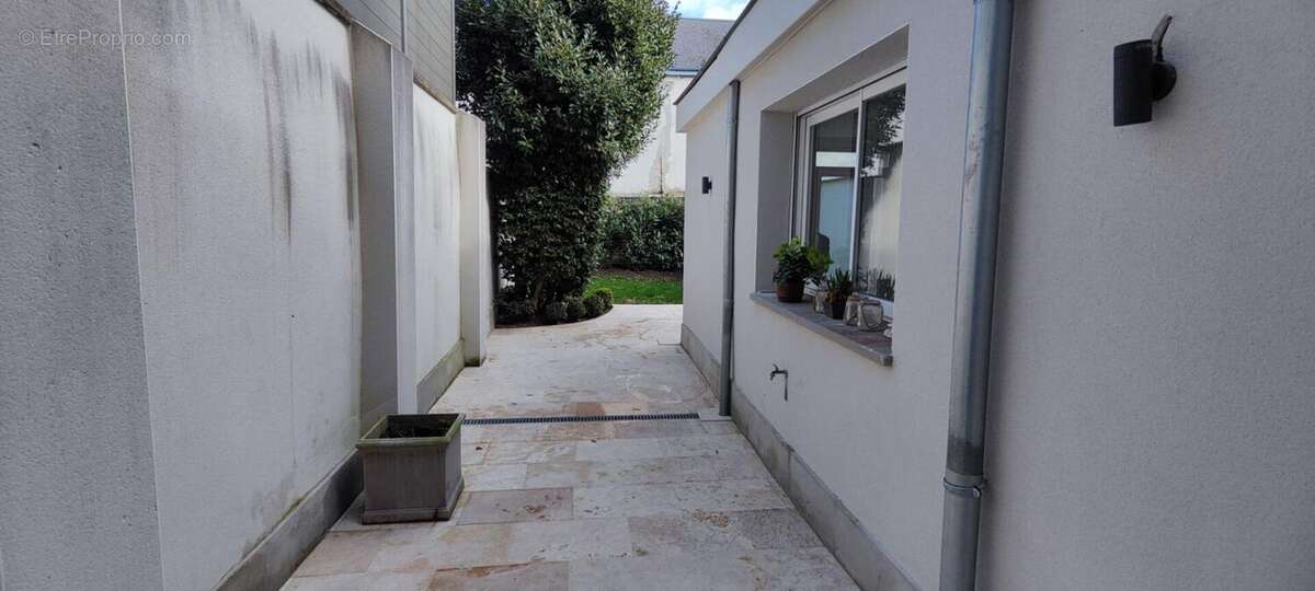 Maison à SAINT-QUENTIN