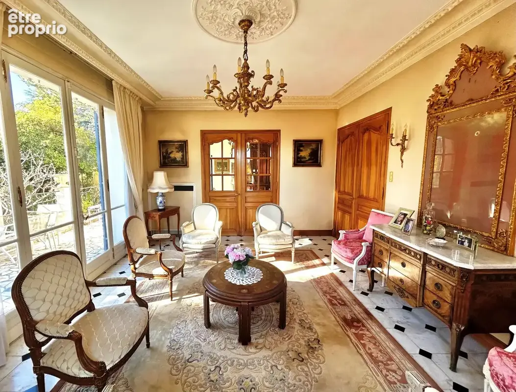 Maison 6 pièces 194 m² à vendre à Greoux-Les-Bains (04800) - photo 8