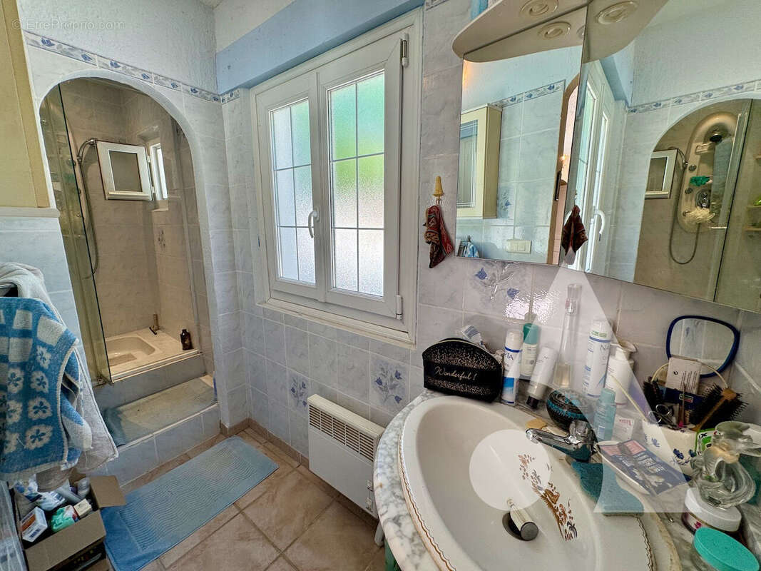 Maison à VILLECROZE