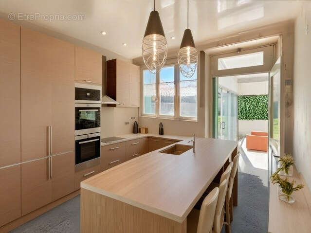 Maison à OLLAINVILLE