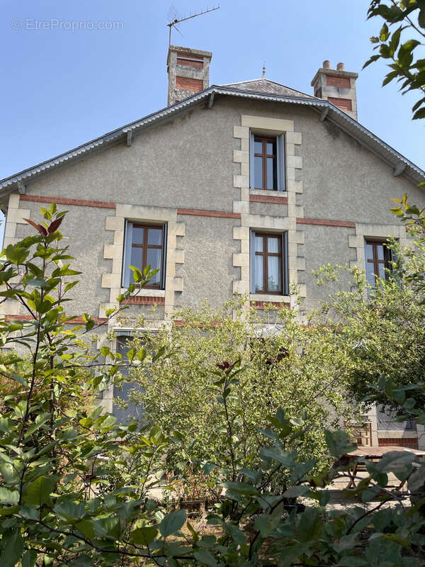 Savigny-l'esvescault bourg, maison ancienne 1930 - photo 3