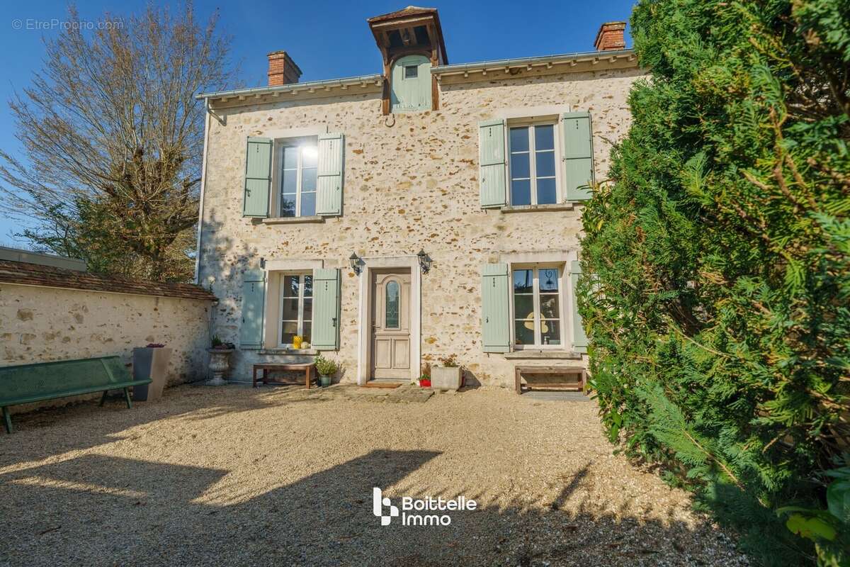 Maison à BARBIZON