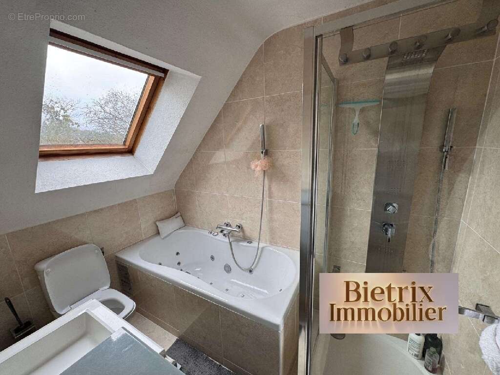 Maison à HEDOUVILLE