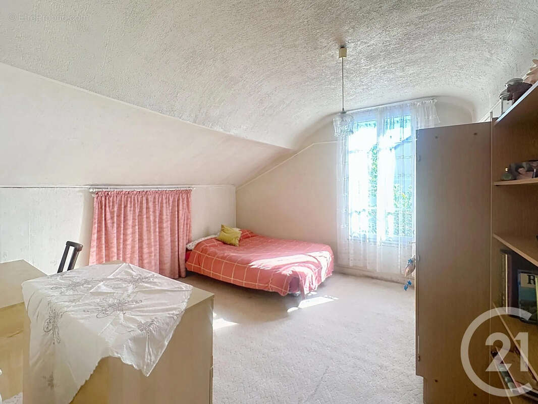 Maison à GARGES-LES-GONESSE